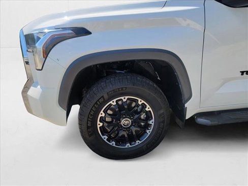 Used 2022 Toyota Tundra SR5 image 11