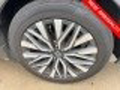 Used 2024 Nissan Altima 2.5 SV image 10
