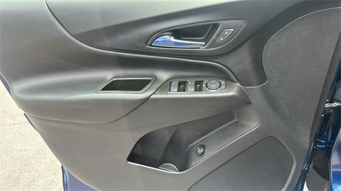 Used 2023 Chevrolet Equinox LT image 16