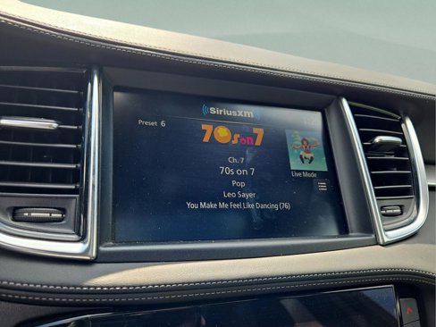Used 2021 INFINITI QX50 Luxe w/ Appearance Package image 17