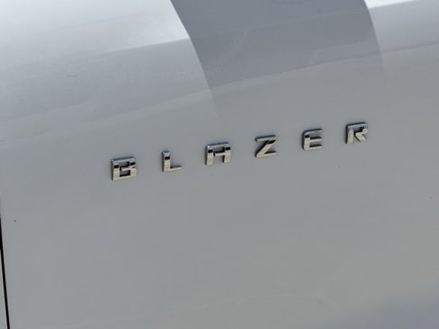 Used 2020 Chevrolet Blazer LT image 11