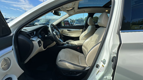 Certified 2022 INFINITI QX50 Essential image 13