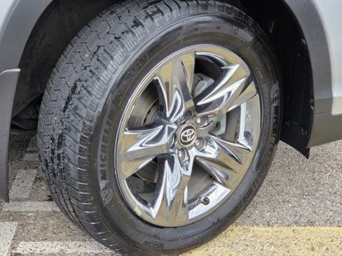 Used 2019 Toyota Highlander Limited Platinum image 39