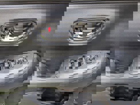 New 2026 Honda HR-V LX image 19