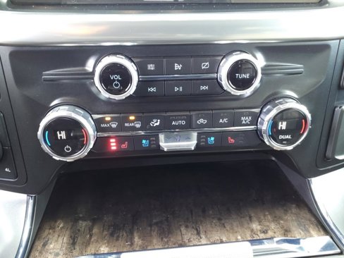 Used 2021 Ford F150 Lariat image 22