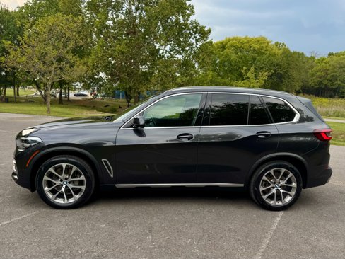 Used 2022 BMW X5 sDrive40i w/ Premium Package image 8