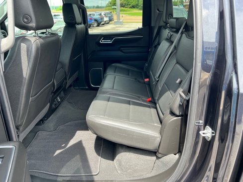 Certified 2025 GMC Sierra 1500 SLT image 10
