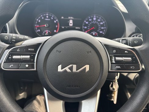 Used 2024 Kia Forte LXS image 25