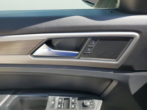 Used 2019 Volkswagen Atlas SEL R-Line image 27