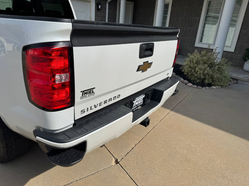 Used 2018 Chevrolet Silverado 1500 LT w/ All Star Edition image 21