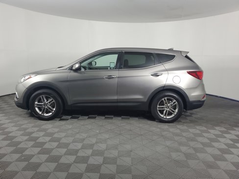 Used 2017 Hyundai Santa Fe Sport image 7