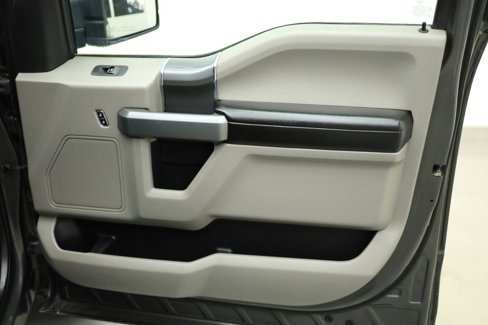 Used 2018 Ford F150 XLT w/ Equipment Group 302A Luxury image 40