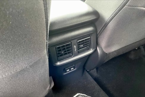Used 2024 Toyota RAV4 XLE image 28
