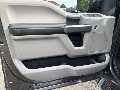 Used 2016 Ford F150 XLT w/ Equipment Group 301A Mid image 19