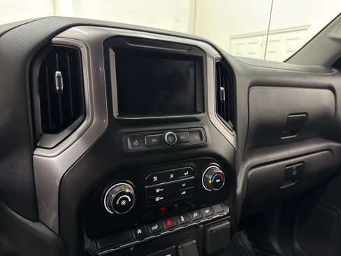 Used 2021 Chevrolet Silverado 1500 Custom w/ Safety Confidence Package image 43