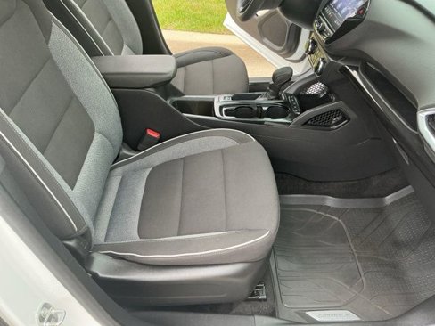 Used 2023 Chevrolet TrailBlazer LT w/ Convenience Package image 31