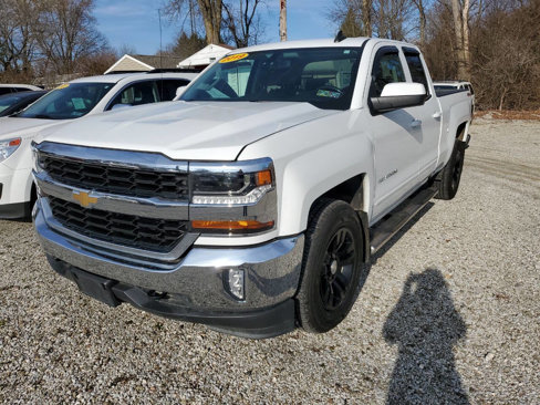 Used 2019 Chevrolet Silverado 1500 LT w/ All Star Edition image 3