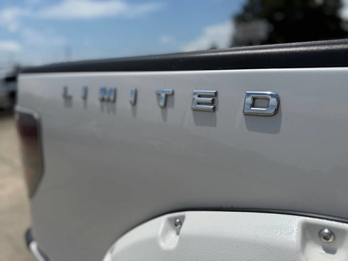 Used 2011 Ford F150 Lariat Limited image 10