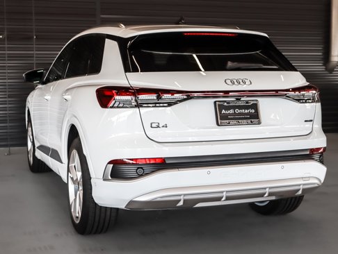 Certified 2023 Audi Q4 e-tron Premium Plus image 2