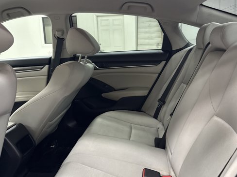 Used 2019 Honda Accord LX image 12