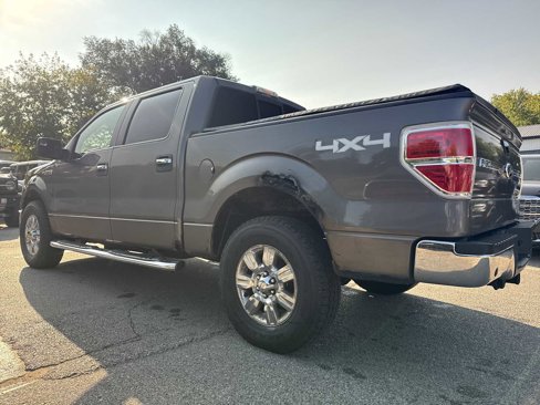 Used 2012 Ford F150 XLT w/ XLT Chrome Pkg image 8