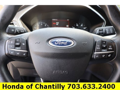 Used 2020 Ford Escape SE image 14
