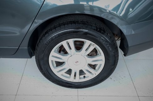 Used 2013 Cadillac SRX Luxury image 35