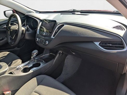Used 2022 Chevrolet Malibu LT image 21