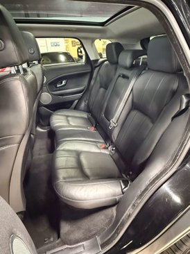 Used 2016 Land Rover Range Rover Evoque SE Premium image 25