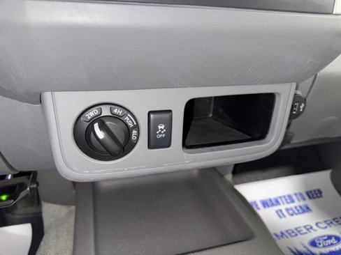 Used 2018 Nissan Frontier SV image 22