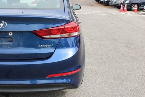 Used 2017 Hyundai Elantra Limited image 49