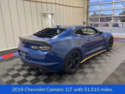 Used 2019 Chevrolet Camaro LT image 3