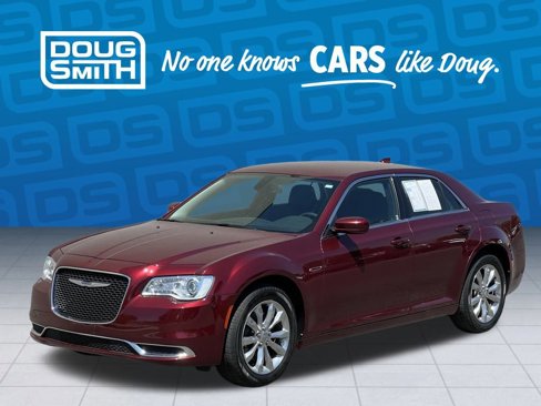 Certified 2019 Chrysler 300 Touring image 1