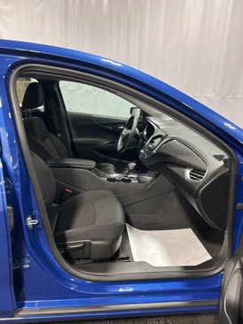 Used 2023 Chevrolet Malibu LT image 18