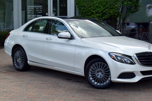 Used 2015 Mercedes-Benz C 300 4MATIC Sedan w/ Driver Assistance Package image 4