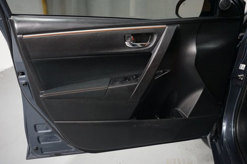 Used 2016 Toyota Corolla LE image 10