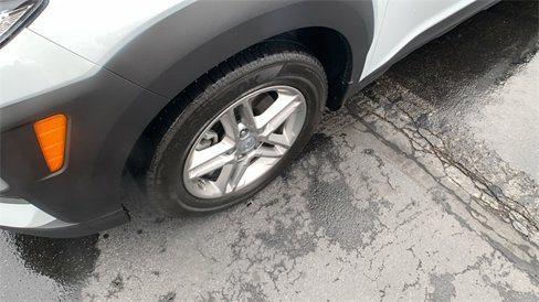 Used 2021 Hyundai Kona SE image 26