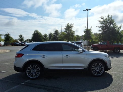 Used 2016 Lincoln MKX Reserve w/ Technology Package image 4