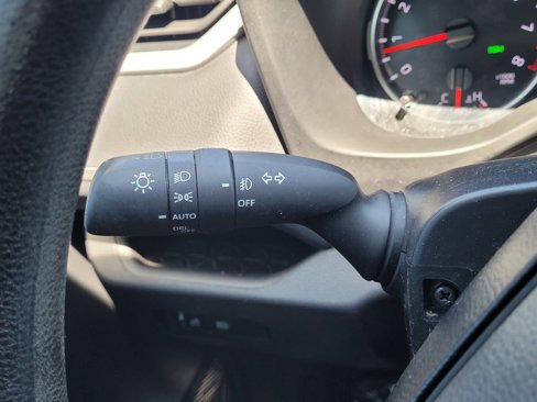 Used 2021 Toyota RAV4 XLE image 25