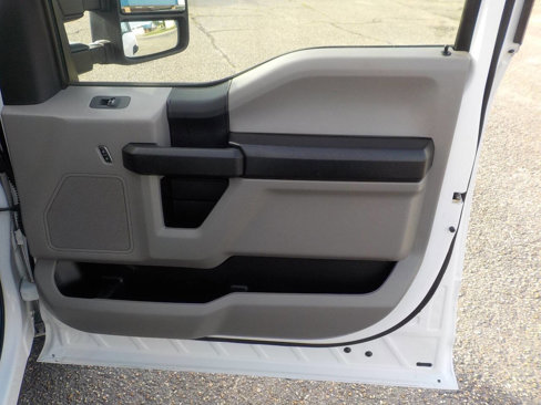 Used 2017 Ford F250 XL w/ Power Equipment Group image 23