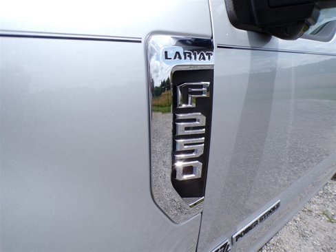 Used 2019 Ford F250 Lariat w/ Lariat Ultimate Package image 17