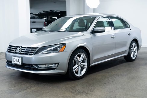 Used 2014 Volkswagen Passat TDI SEL Premium image 3