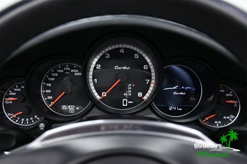 Used 2014 Porsche 911 Turbo image 37