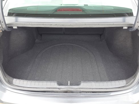Used 2022 Hyundai Elantra Limited image 17