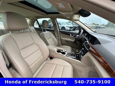 Used 2012 Mercedes-Benz C 300 Sport image 35