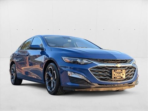 Used 2023 Chevrolet Malibu LT image 3