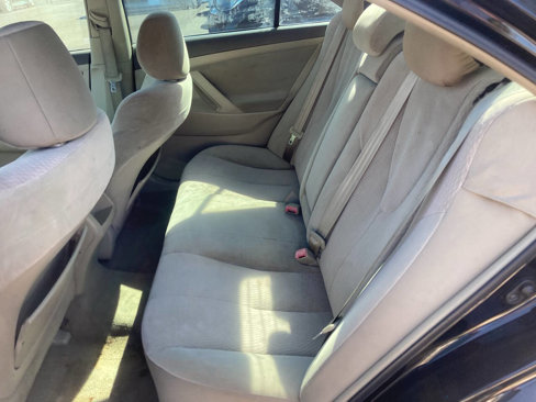 Used 2011 Toyota Camry LE image 16