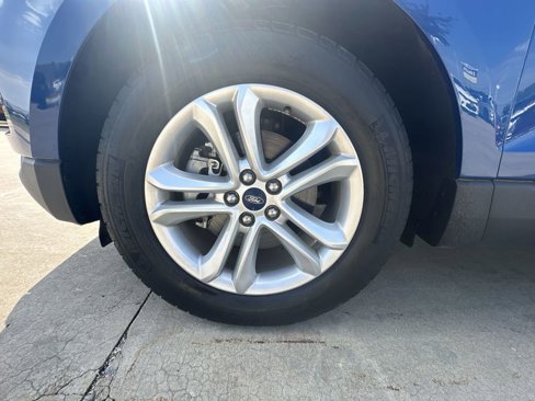 Used 2020 Ford Edge SEL image 32