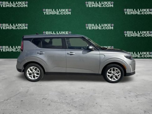 Used 2024 Kia Soul LX w/ Option Group 015 image 4