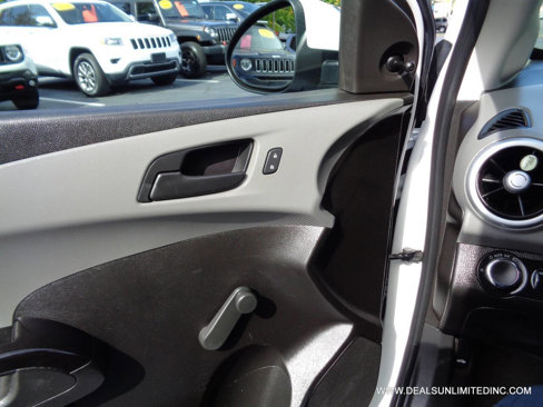 Used 2019 Chevrolet Sonic LT image 10